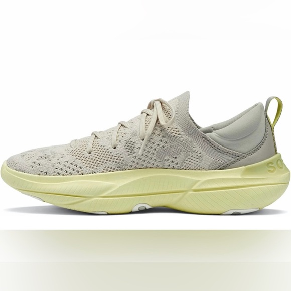 SOREL Explorer Blitz Stride Sneaker worn ones great condition - Picture 3 of 15